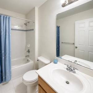 Second floor Bathroom