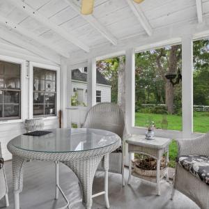Screen Porch