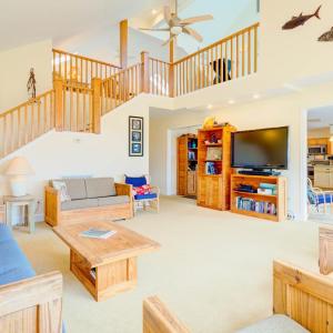 Photo #10 of 6107 HOPKINS LN, CHINCOTEAGUE, VA 1.1 acres
