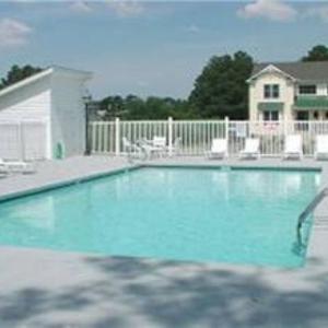 Silver Sails Landing Community Pool.