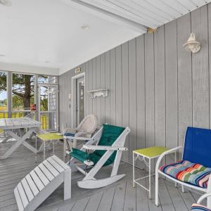 Photo #10 of 5466 AMRIEN DR, CHINCOTEAGUE, VA 0.3 acres