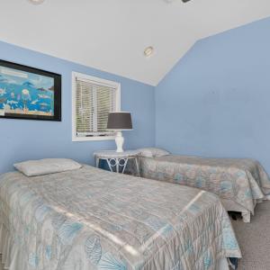 Photo #35 of 5466 AMRIEN DR, CHINCOTEAGUE, VA 0.3 acres