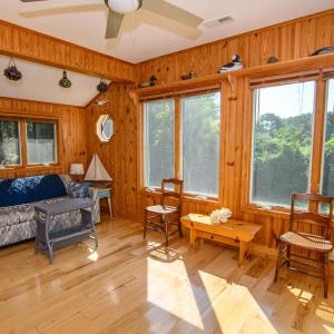 Photo #20 of 21100 THOMPSON LN, QUINBY, VA 0.5 acres