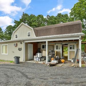 Photo #45 of 28290 MAIN ST, HALLWOOD, VA 2.1 acres