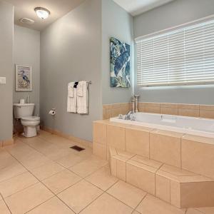 Owner's Suite Bathroom