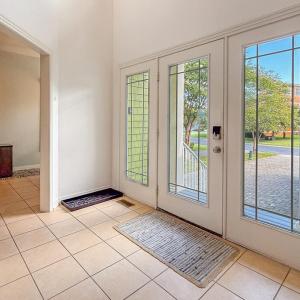 ENtrance Foyer