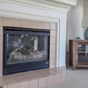 Built-in Elec. Fireplace