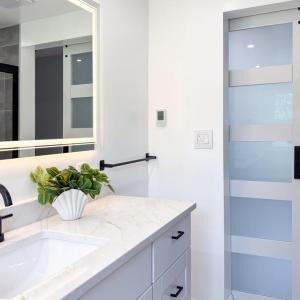 1st Floor Primary Bathroom