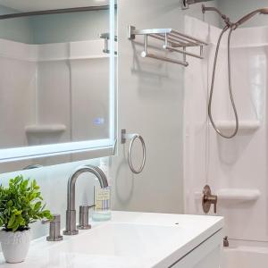 2nd Level Bathroom