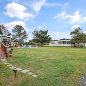 Photo #33 of 2410 RIDGE RD, CHINCOTEAGUE, VA 0.1 acres