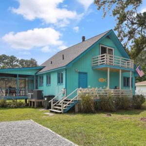 Photo #2 of 5320 CEDAR DR, CHINCOTEAGUE, VA 0.3 acres