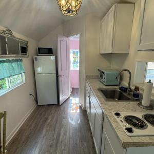 Photo #4 of 6037 WILLOW DR, HORNTOWN, VA 0.1 acres