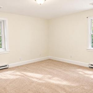 Large Bedroom 4