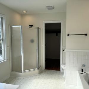 Primary bathroom/2nd level