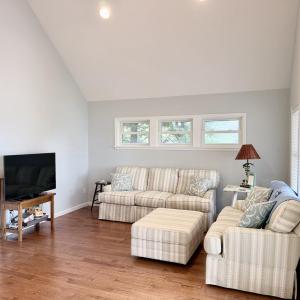 Photo #8 of 7705 EAST SIDE RD, CHINCOTEAGUE, VA 0.3 acres