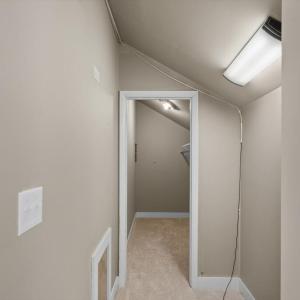 Walk-in Closets