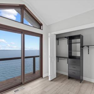 Bedroom 3 - Closet Systems