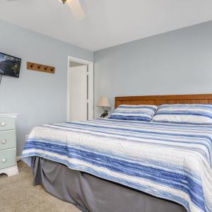 Photo #17 of 7661 #8 EAST SIDE RD, CHINCOTEAGUE, VA 0.1 acres