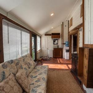 Photo #31 of 39052 CHURCH ST, GREENBACKVILLE, VA 0.4 acres