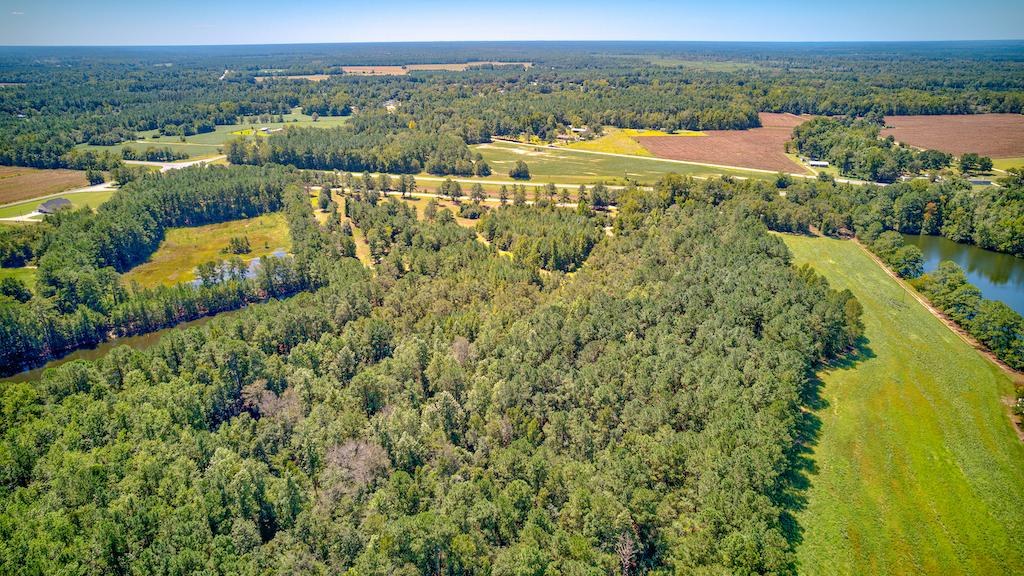 Bladenboro, NC 10.69 acres Land and Farms Realty