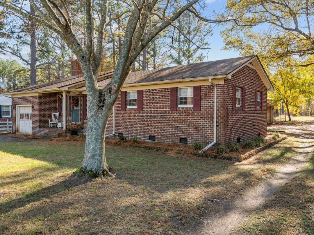 Eure, NC 1.99 acres Land and Farms Realty