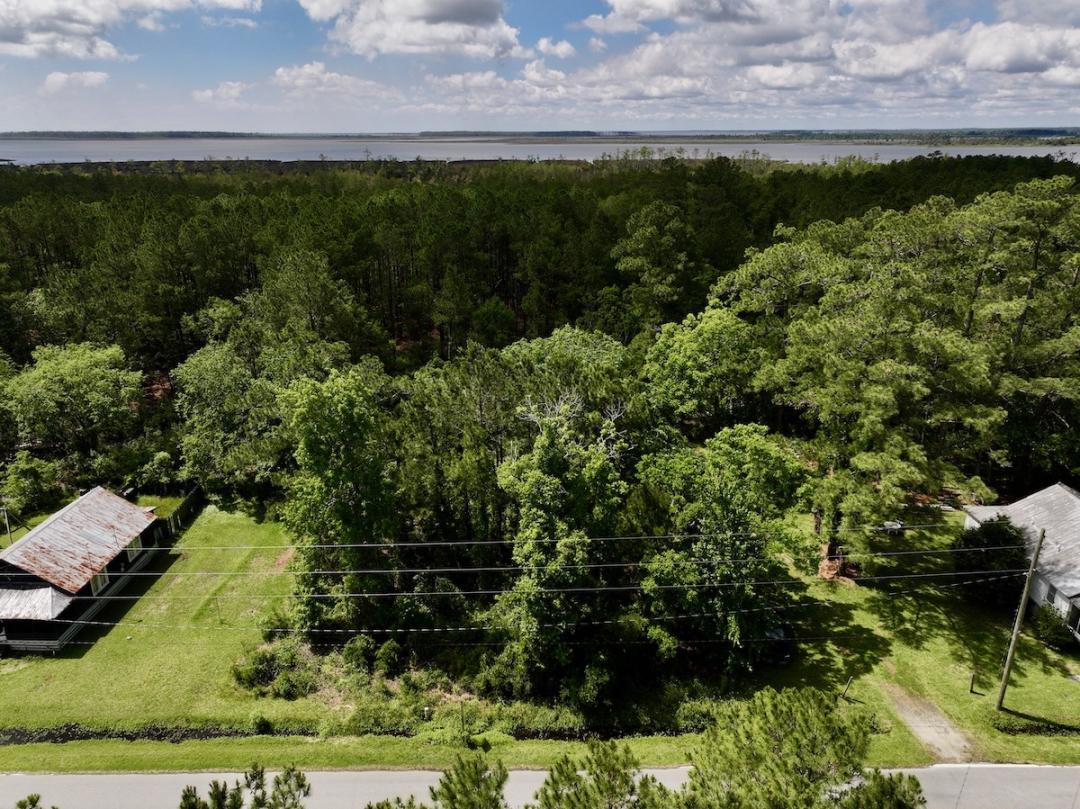 Hobucken, NC 9 acres Land and Farms Realty