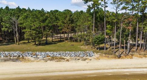 Lot 4 Homesite and beach fr Neuse River