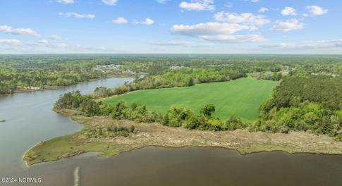 517 Queens Creek Rd (2)