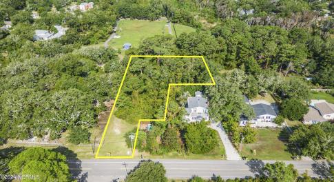 1.08 Acres E. Howe St., Southport, N.C.