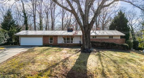 1205 Glen Eden Drive