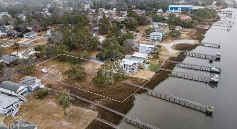 2016 Camelot Drive SW OIB