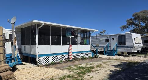 90/92 Pelican Street