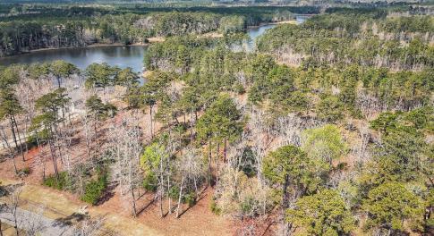 74 Queen Annes Court, Oriental, NC