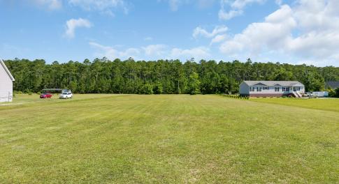 303 Mayflower Drive, Newport, NC