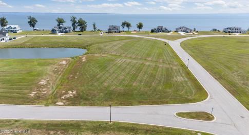 120/104 Majestic Circle