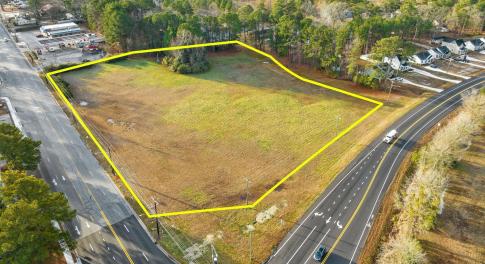 Northern Blvd and Main St