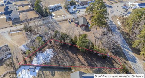 474_Hubert_Boulevard_Hubert_NC-82