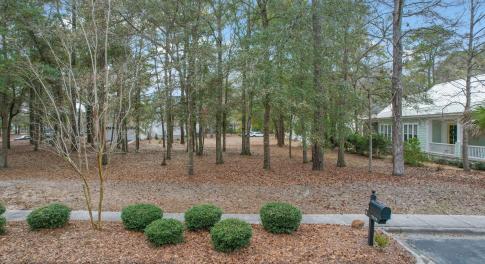 9145EBramshillDr - 1