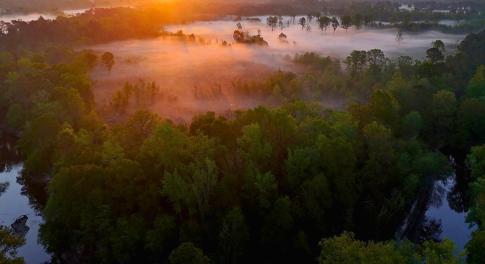 1. Primary Photo - Riverfront View of Pr