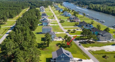 Lot 60 arial overview with water&arrow