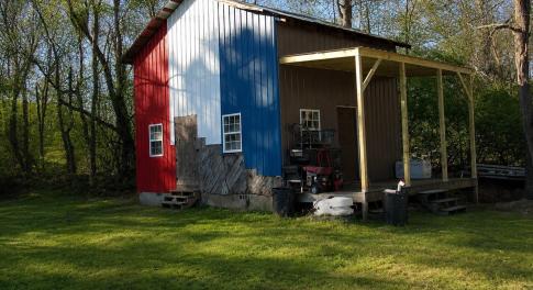 barn