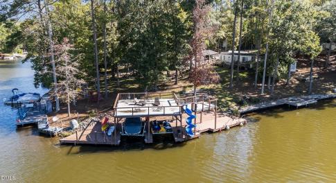 Fabulous Lakefront Get-Away!