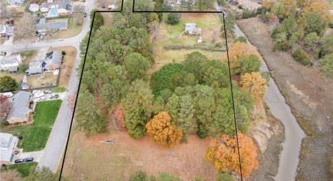 Square is not exact but gives a visual representation of the lot. Road on left is windy point leading to little florida road