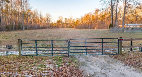 Welcome to Runninghorse Lane