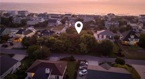 4th Row Homesite just a short distance to the beach!