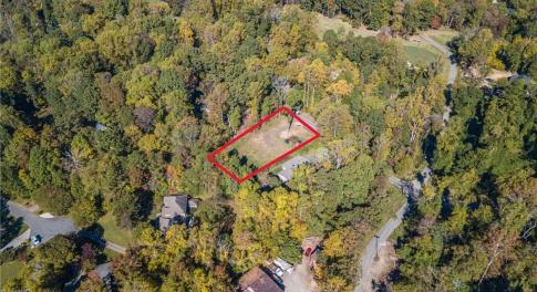 Build your dream home in the Sedgefield Country Club community.