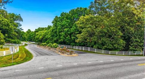 Build the custom home you've always envisioned on this beautiful 1.29-acre homesite in MOSS CREEK!