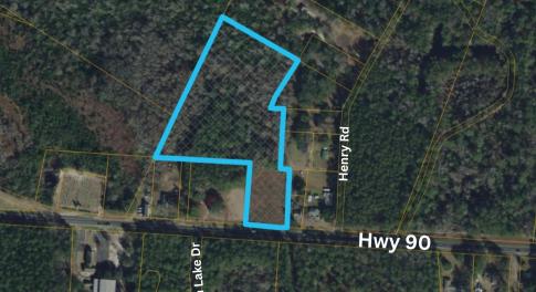 Aerial map of property and surrounding area with p
