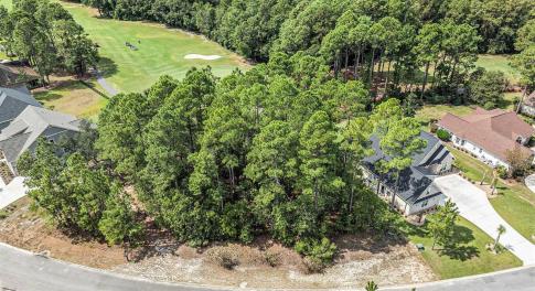 One of the few lots left in Myrtle Beach with a tr