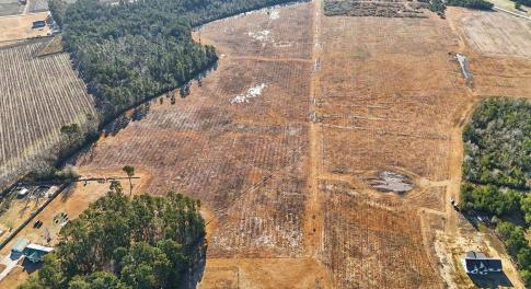 Aerial overview of property's location featuring e